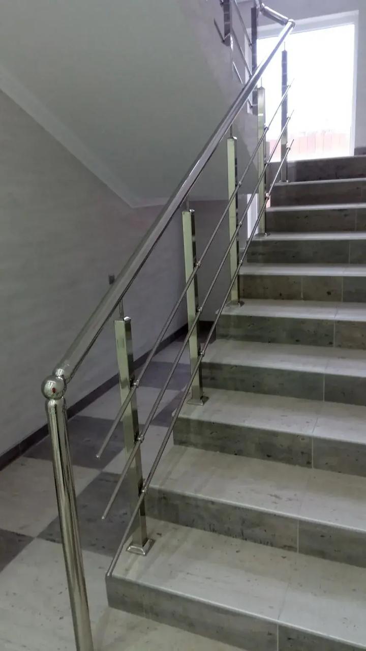 Работа из нержавеющей стали