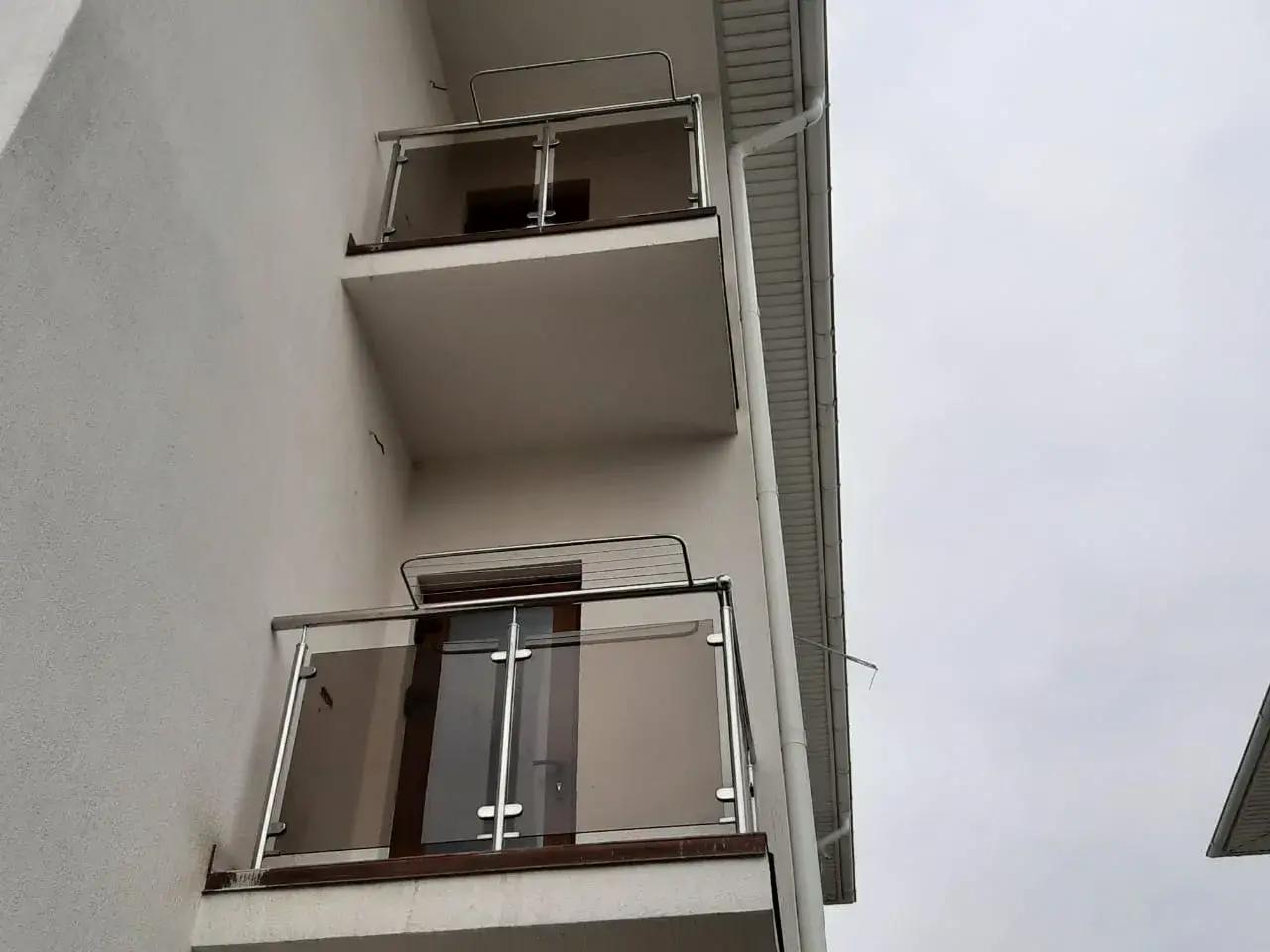 Работа из нержавеющей стали