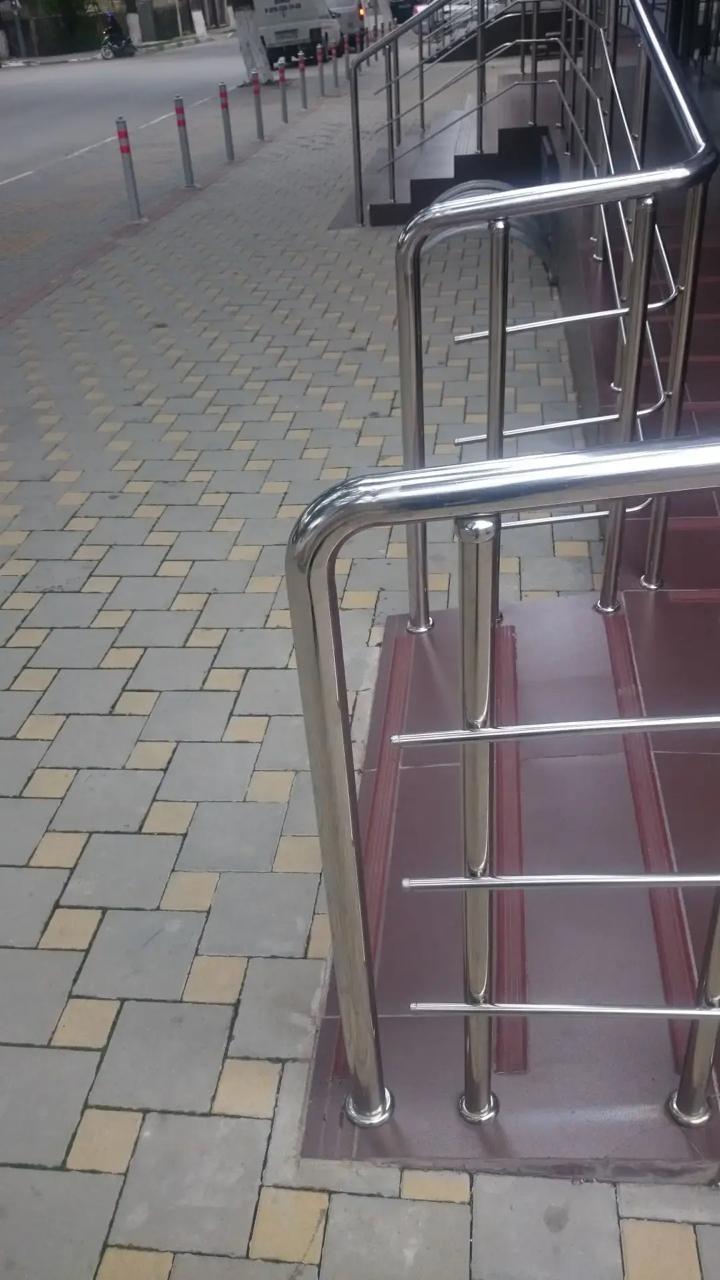Работа из нержавеющей стали