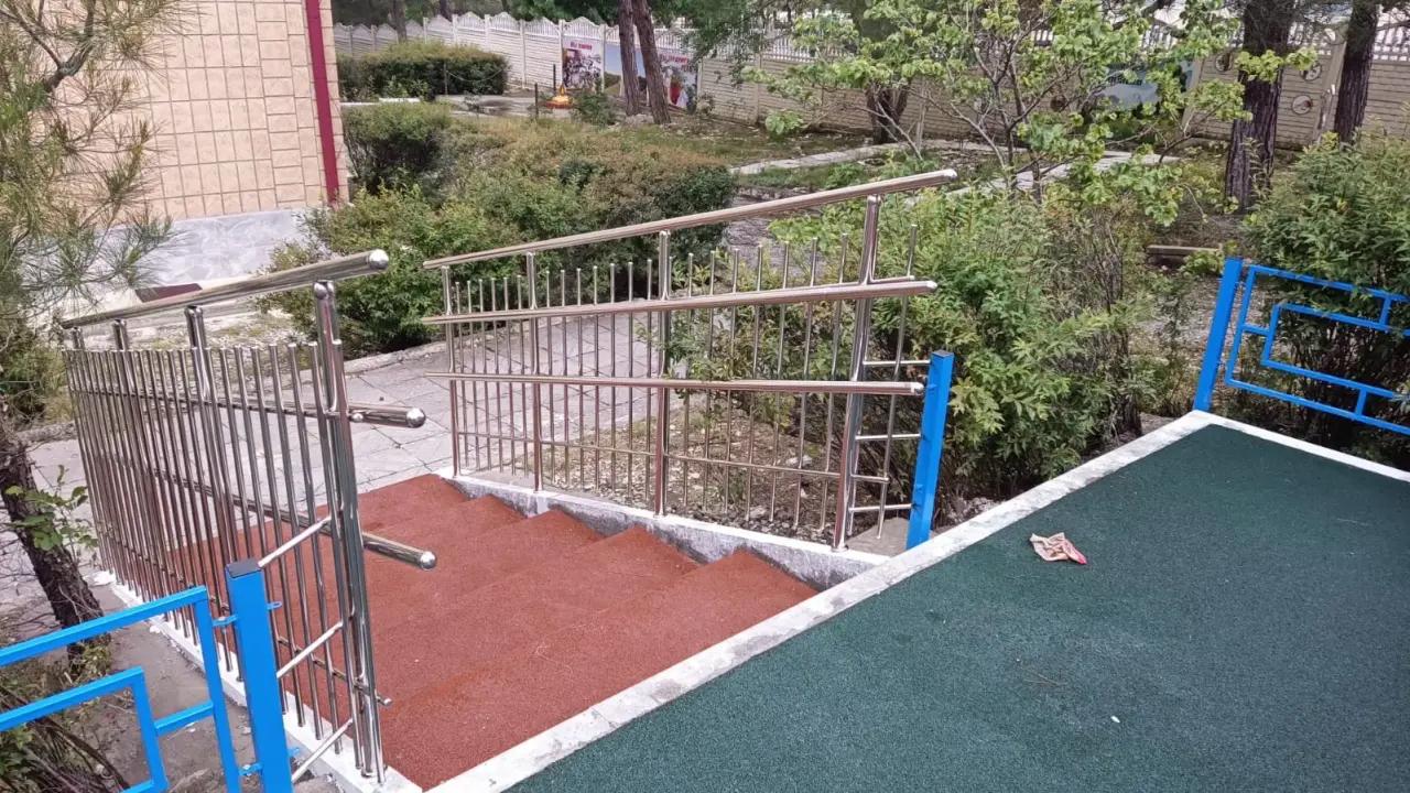 Работа из нержавеющей стали